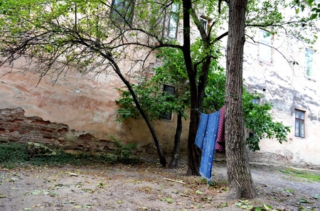  дворик у центрі міста